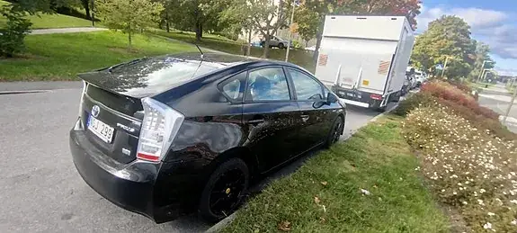 Toyota Prius 2010 photo 3