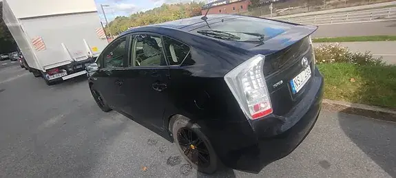 Toyota Prius 2010 photo 2