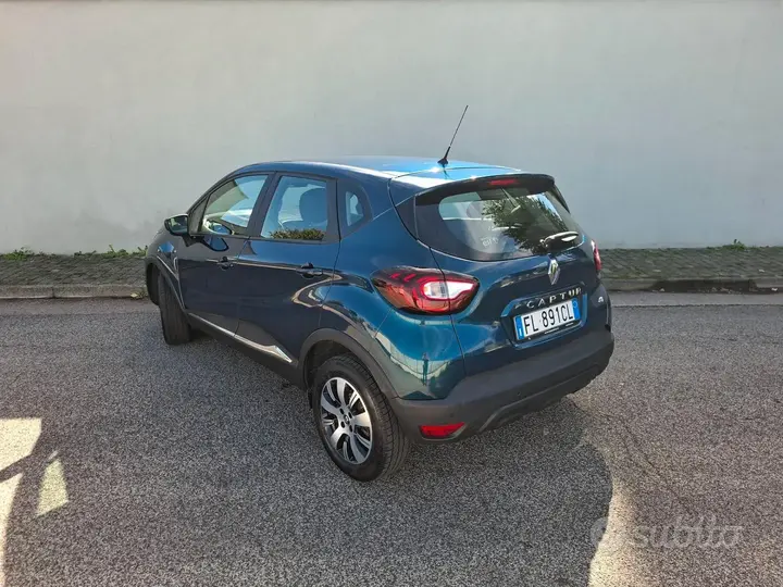 Renault Captur 2017 photo 3
