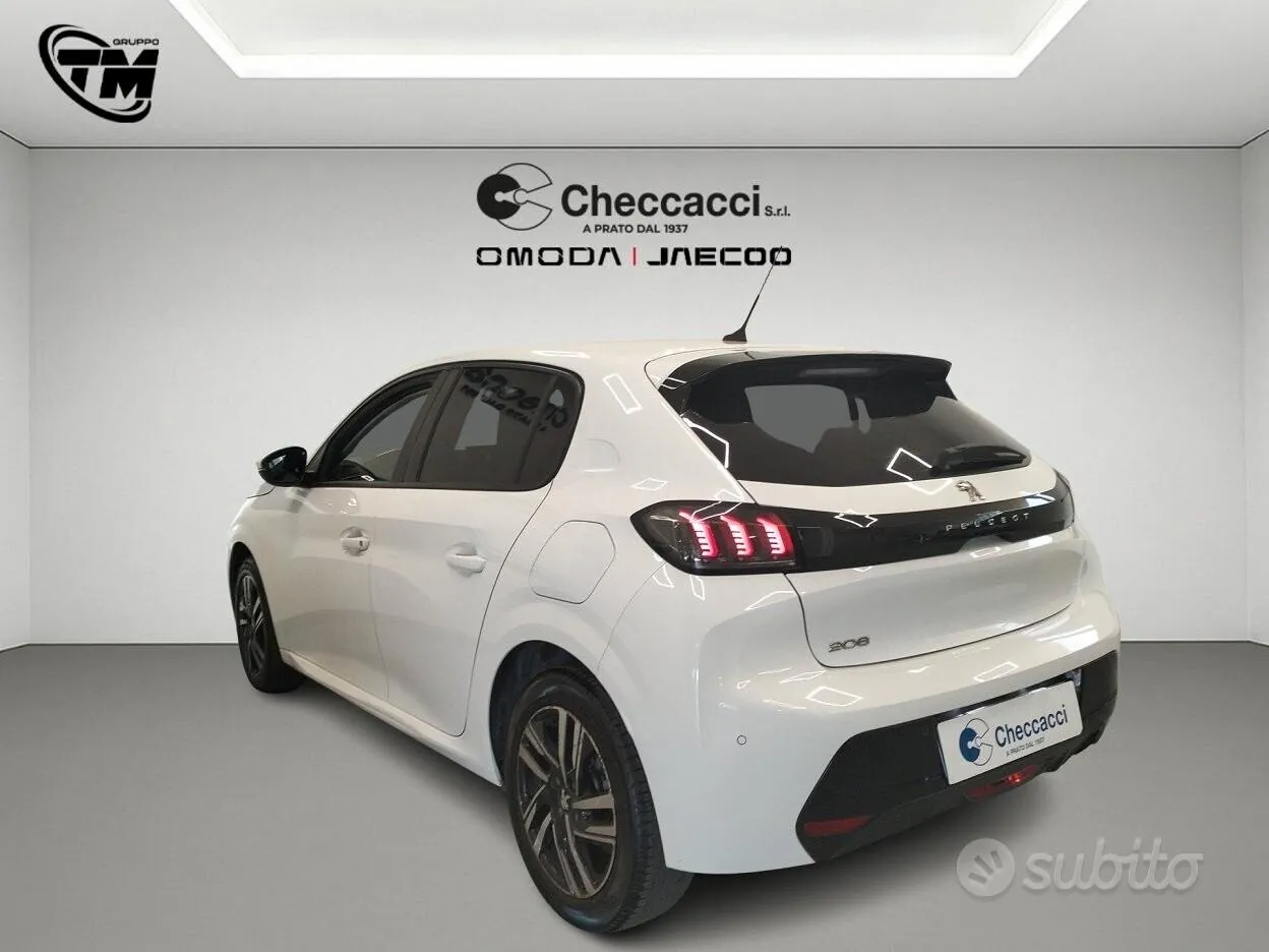 Peugeot 208 2021 photo 4