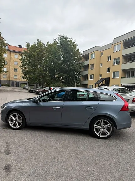 Volvo V60 2018 photo 2
