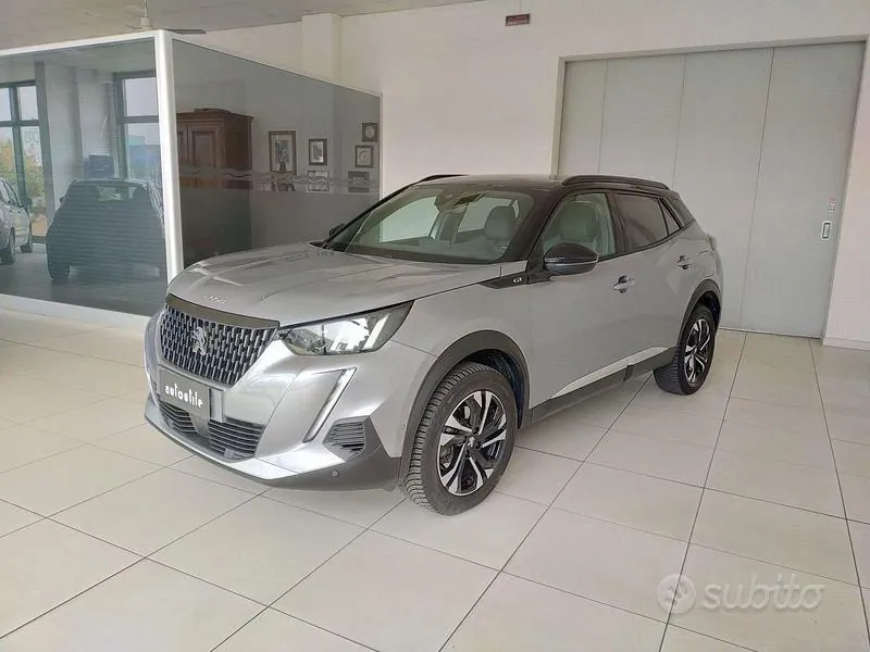 Peugeot 2008 2023 photo 2