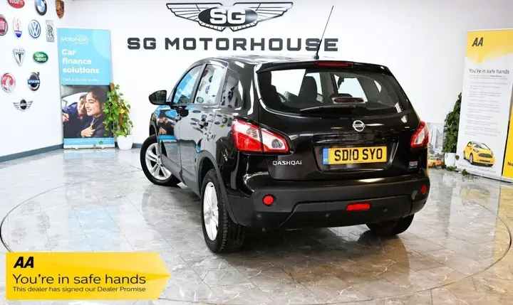 Nissan Qashqai 2010 photo 2