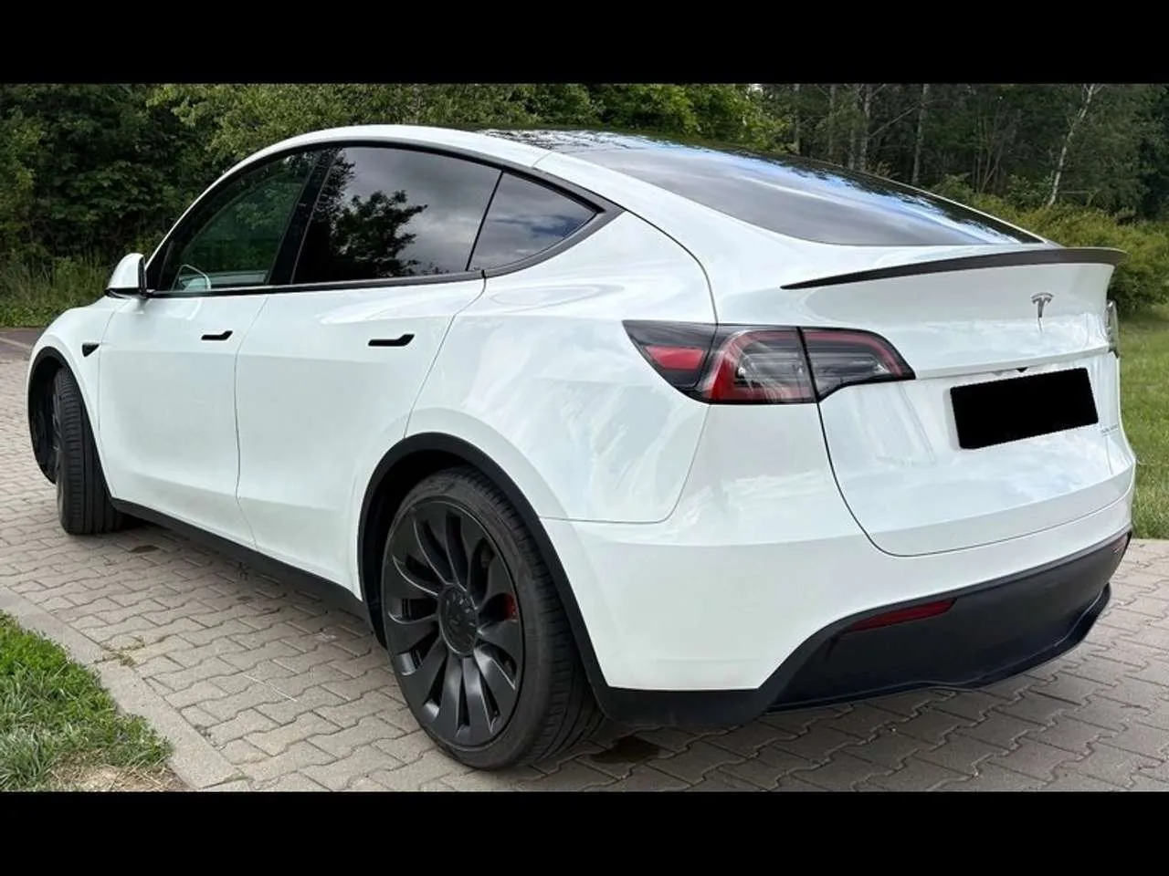 Tesla Model Y 2023 photo 5
