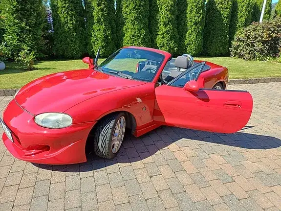 Mazda Mx-5 1999 photo 2