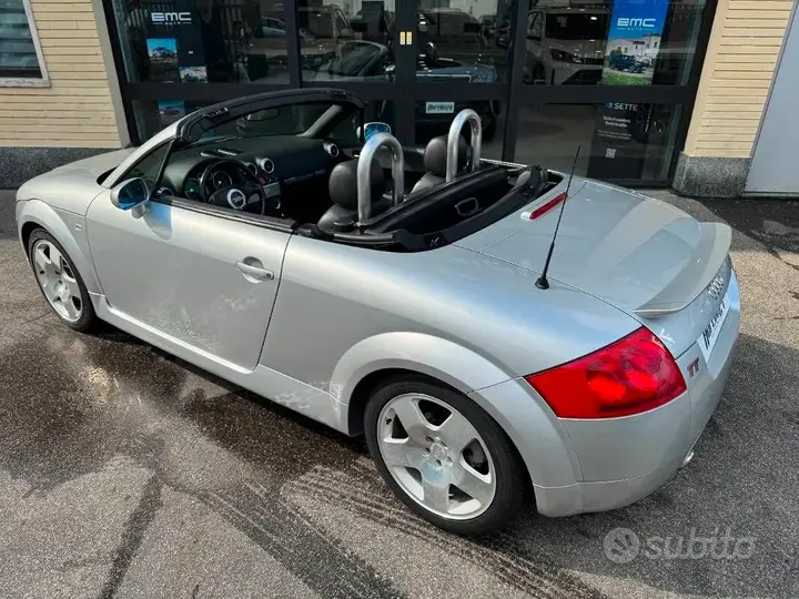 Audi Tt 2001 photo 5