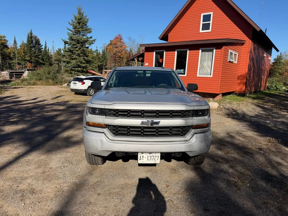 Chevrolet Silverado 1500 2018 photo 3