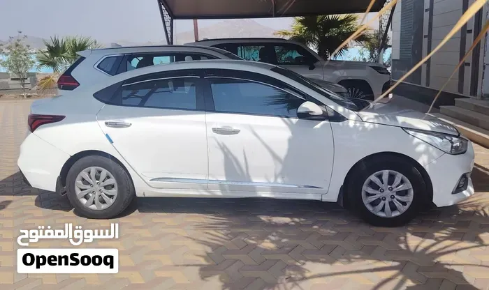 Hyundai Accent 2019 photo 2