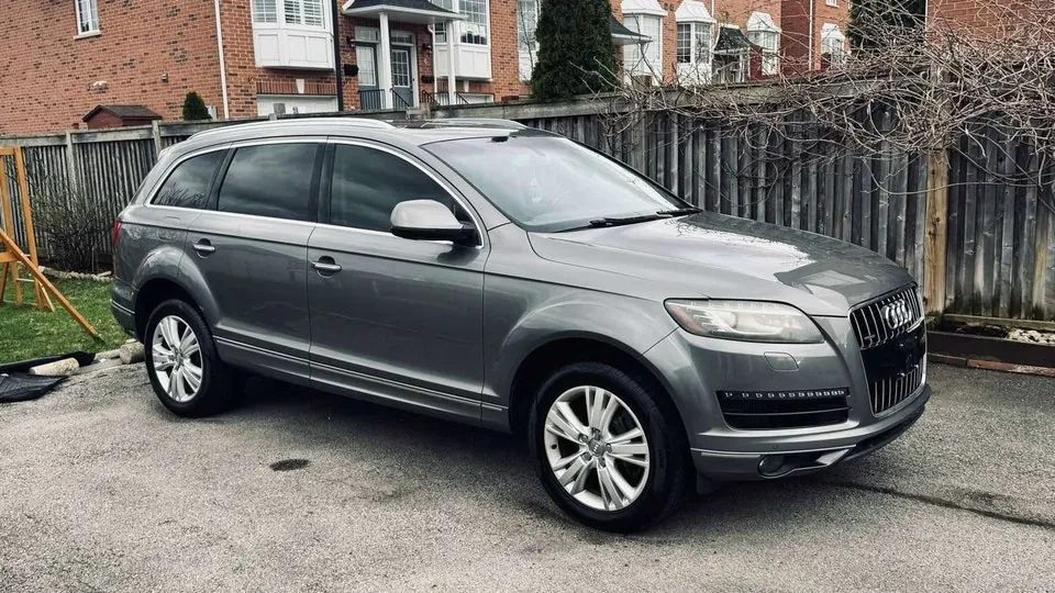 Audi Q7 2012 photo 3