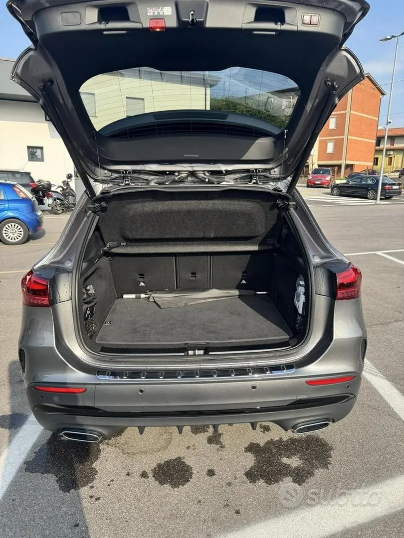 Mercedes-Benz Gla 2025 photo 2