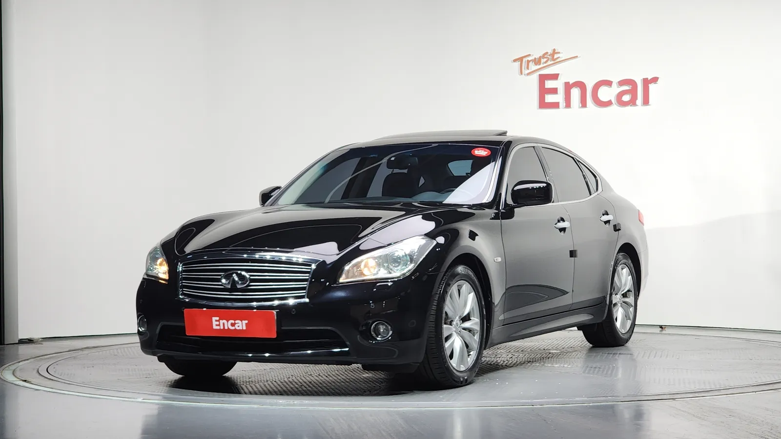 Infiniti M37