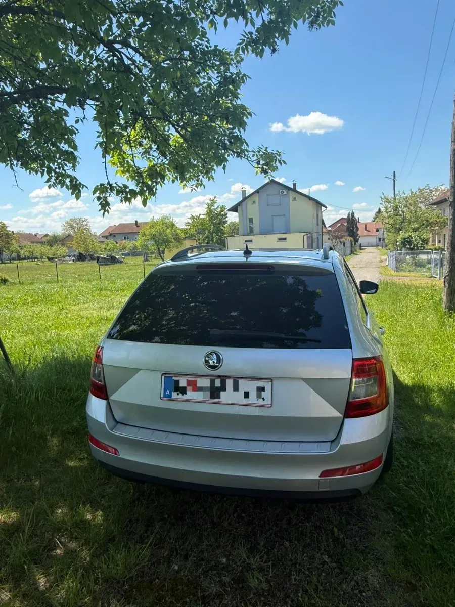Skoda Octavia 2015 photo 3