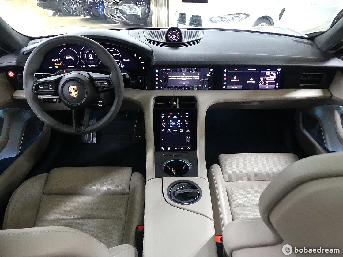 Porsche Taycan 2024 photo 4