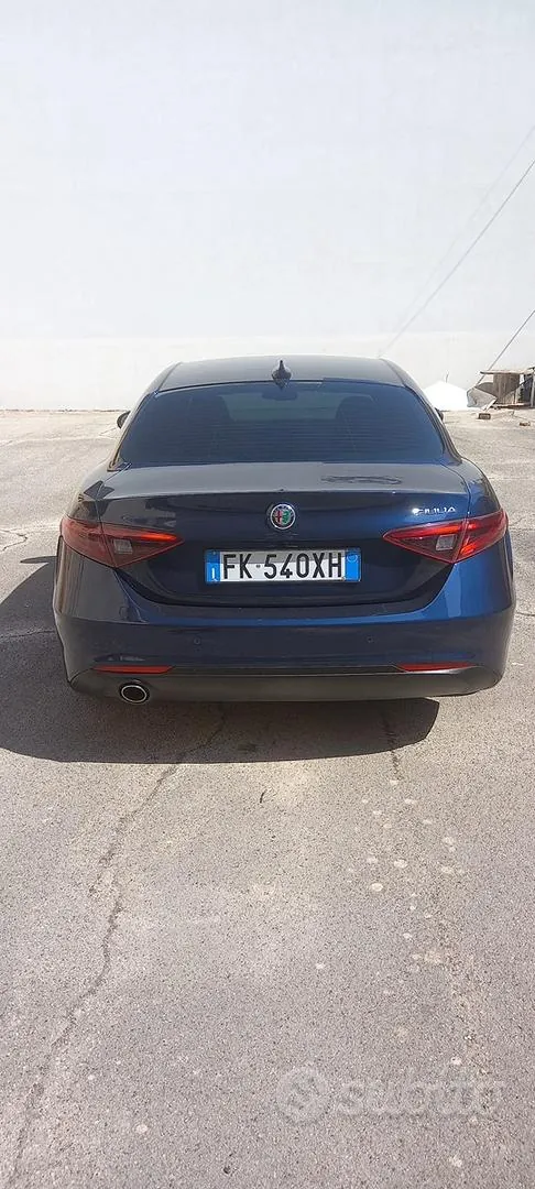 Alfa Romeo Giulia 2017 photo 3