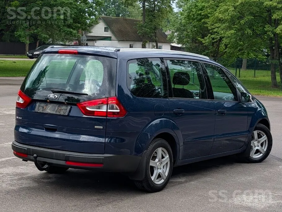 Ford Galaxy 2013 photo 3