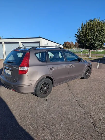 Hyundai I30 2011 photo 2