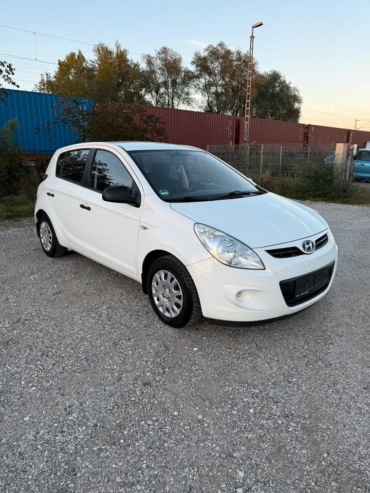 Hyundai I20