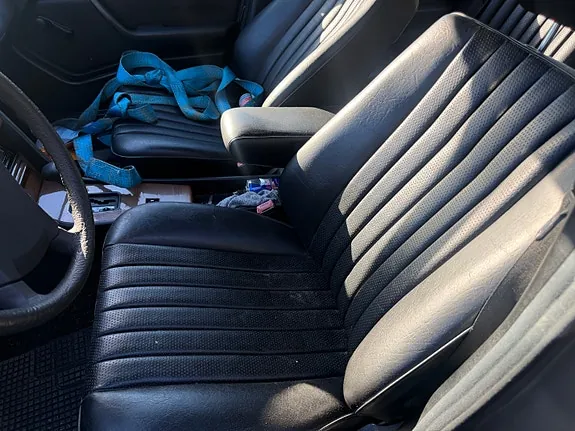 Mercedes-Benz E230 1987 photo 5