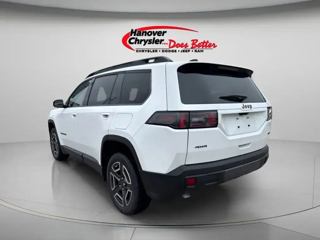 Jeep Cherokee 2026 photo 3