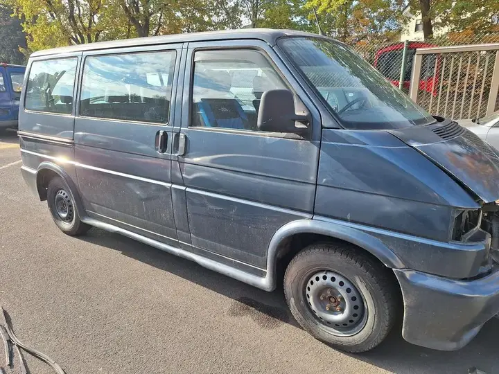 Volkswagen T4