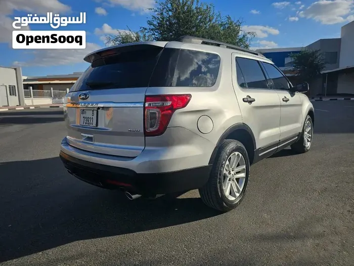 Ford Explorer 2014 photo 4