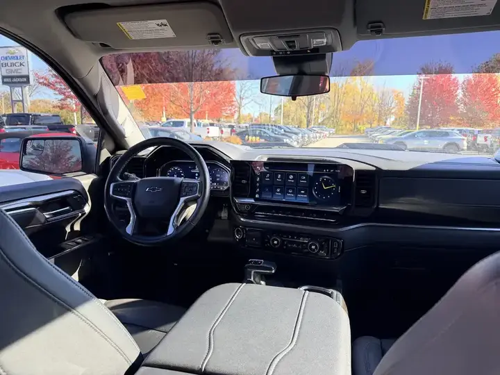 Chevrolet Silverado 1500 2024 photo 4