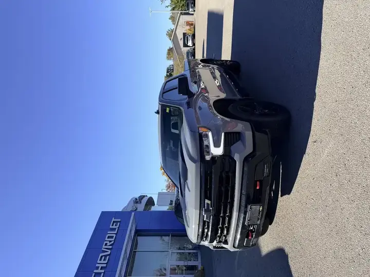 Chevrolet Silverado 1500 2024 photo 5
