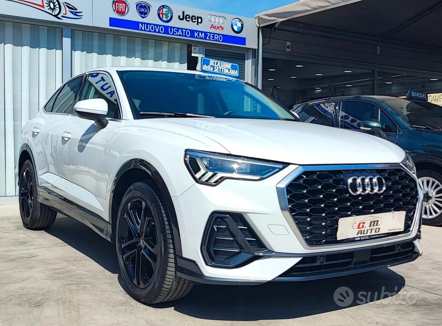 Audi Q3 2023 photo 2
