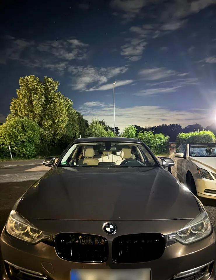 BMW 320I