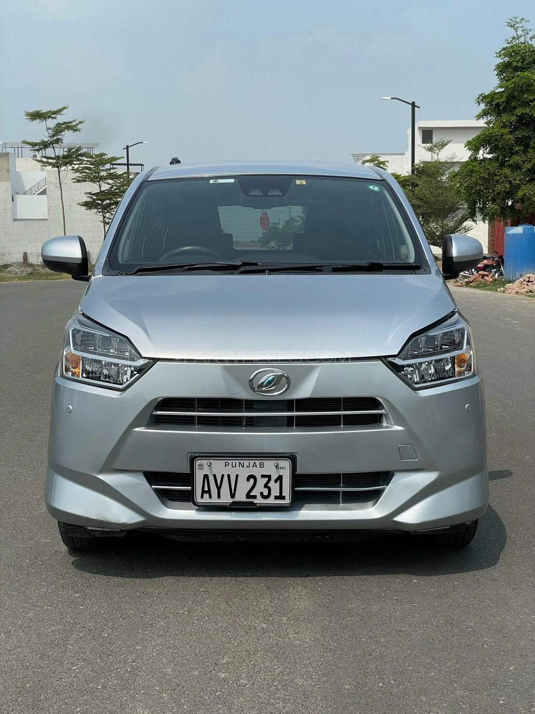 Daihatsu Mira