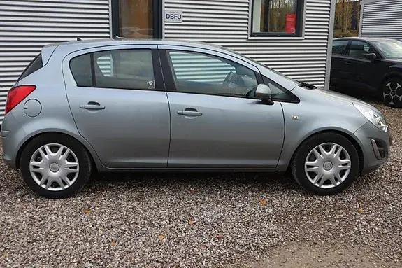 Opel Corsa 2011 photo 5