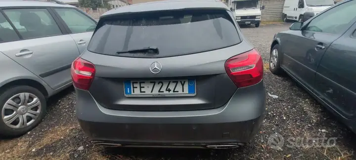 Mercedes-Benz A 180 2016 photo 5