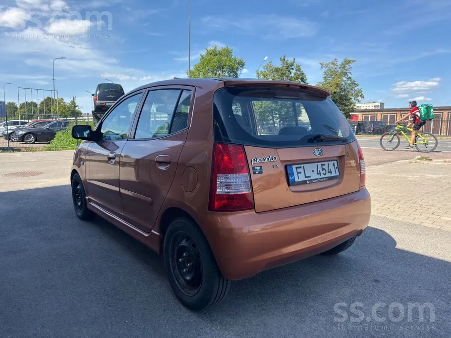 Kia Picanto 2006 photo 3