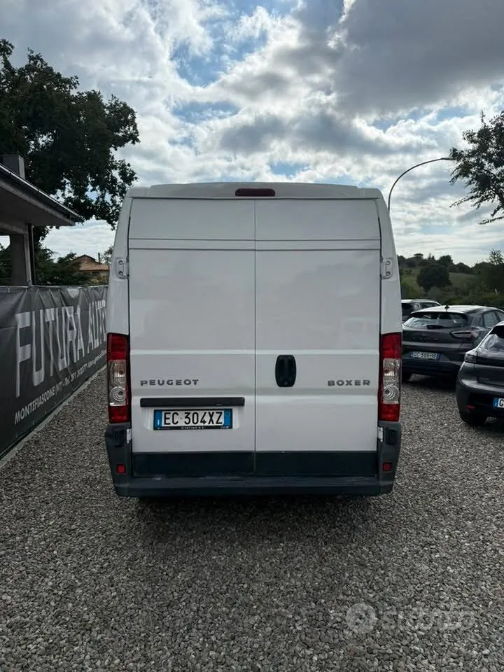 Peugeot Boxer 2010 photo 5