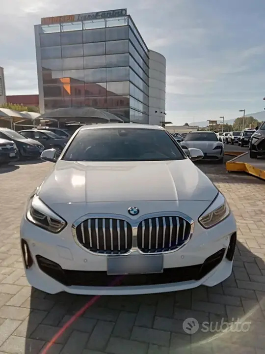 BMW 118 2022 photo 3