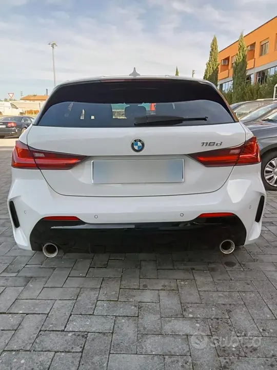 BMW 118 2022 photo 4