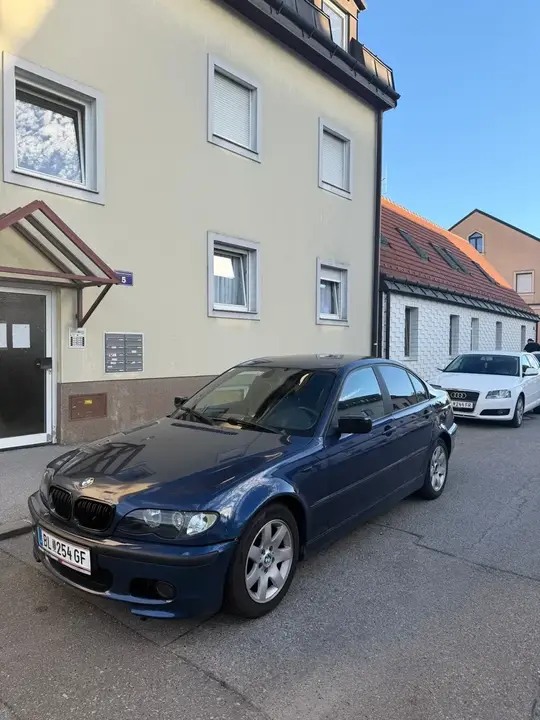 BMW 3 Series 2003 photo 2