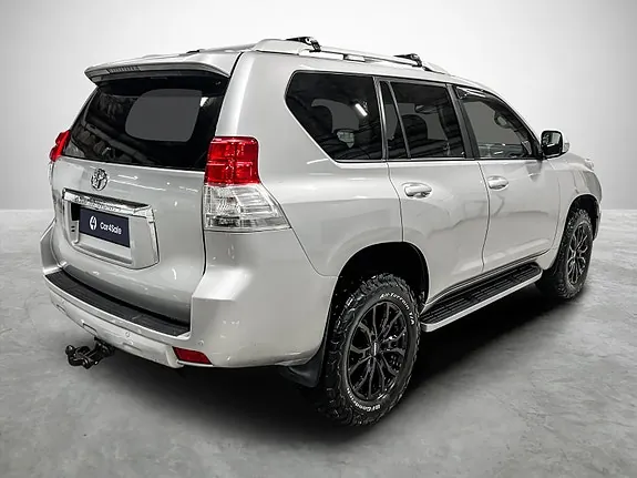 Toyota Land Cruiser 2010 photo 5