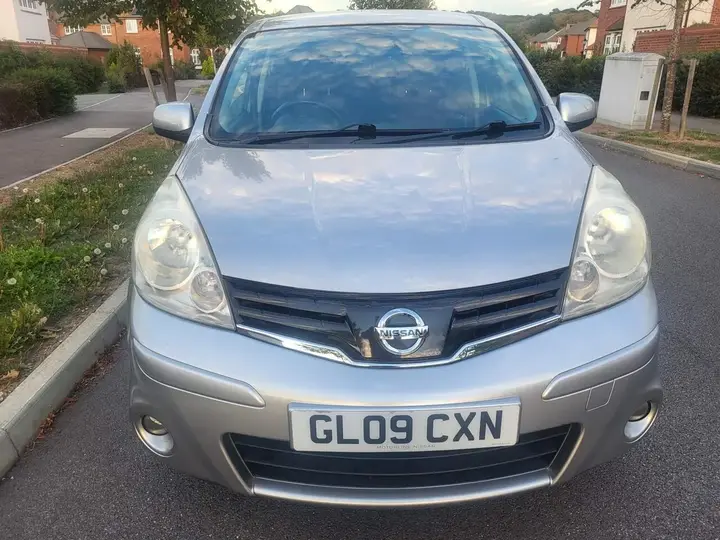 Nissan Note 2009 photo 4