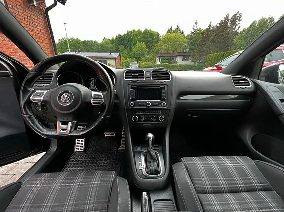 Volkswagen Golf Vi 2011 photo 4