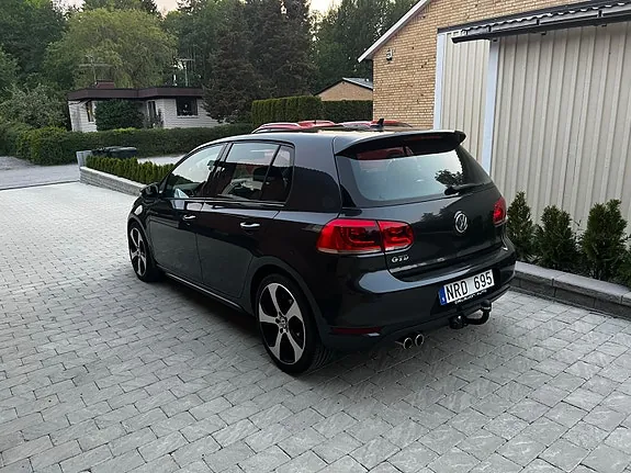 Volkswagen Golf Vi 2011 photo 5