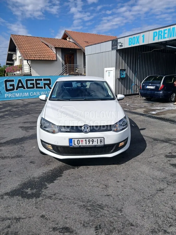 Volkswagen Polo 2015 photo 3