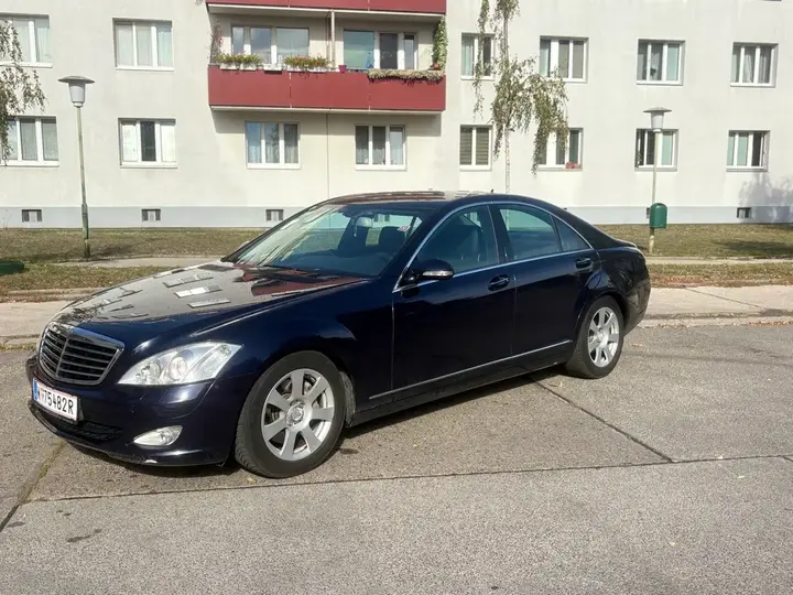 Mercedes-Benz S-Class 2008 photo 2