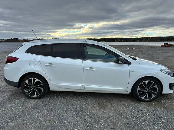 Renault Megane Iii 2014 photo 3