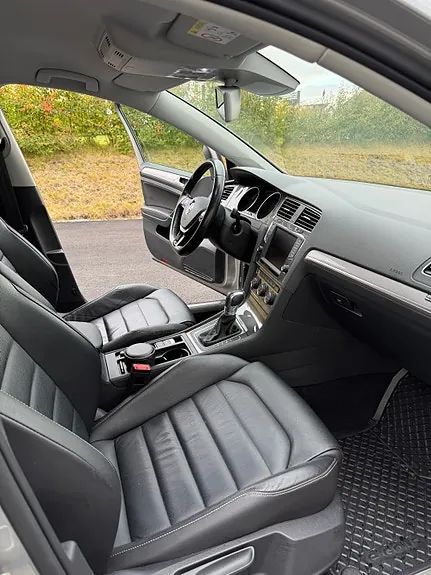 Volkswagen E-Golf 2016 photo 5