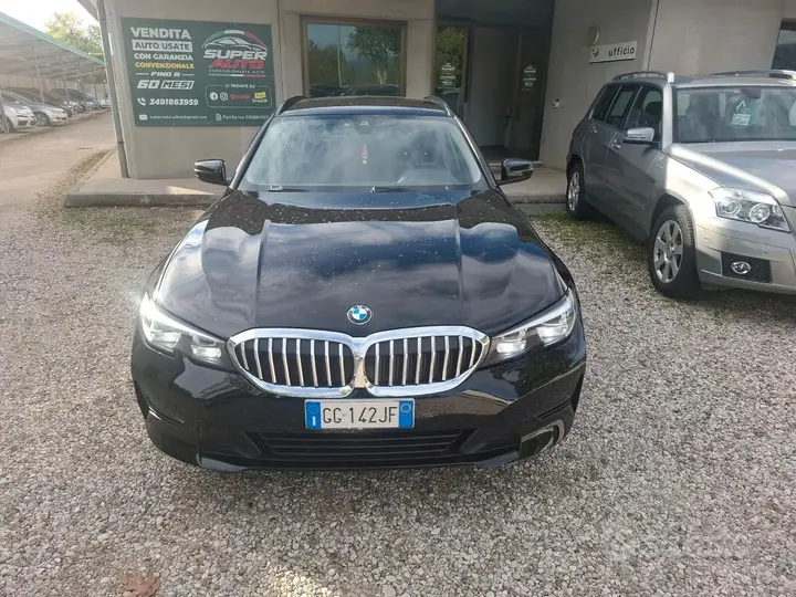 BMW 320