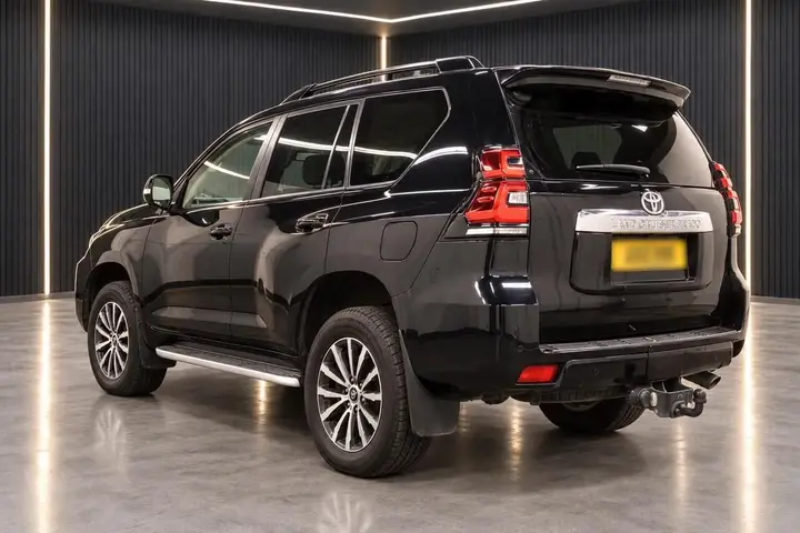 Toyota Land Cruiser 2022 photo 3