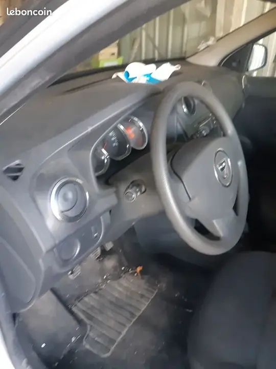 Dacia Logan 2016 photo 3