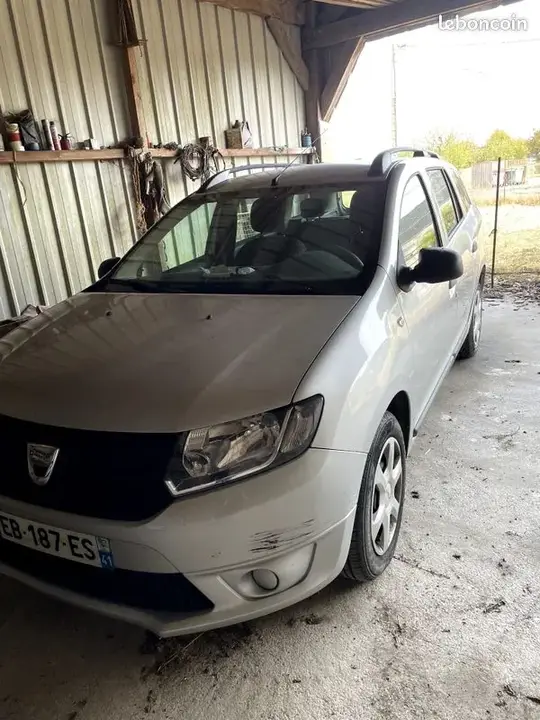Dacia Logan 2016 photo 2
