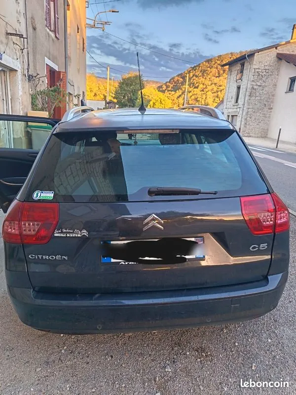 Citroen C5 2010 photo 2